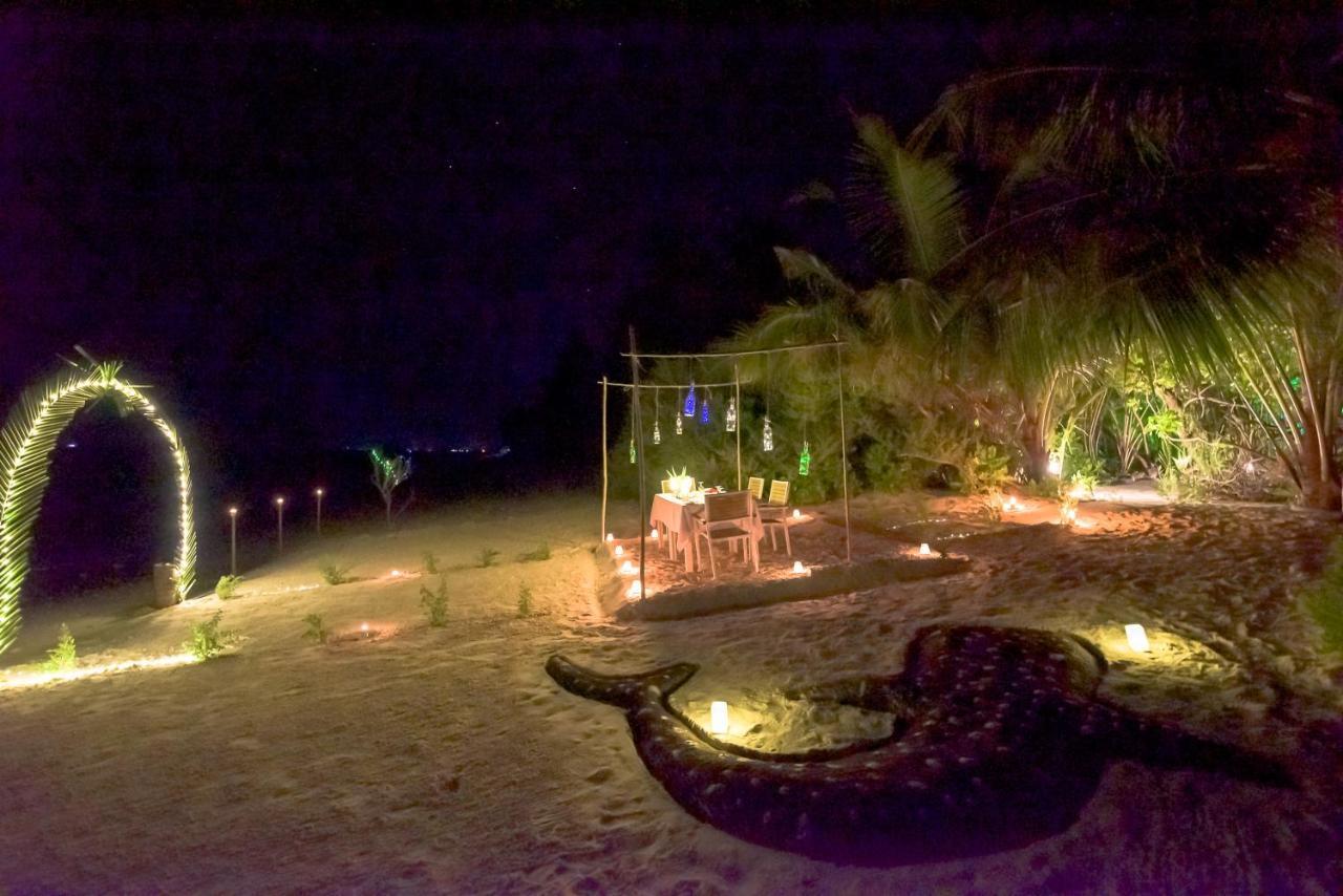Dhiguveli Maldives Hotel Dhigurah  Bagian luar foto